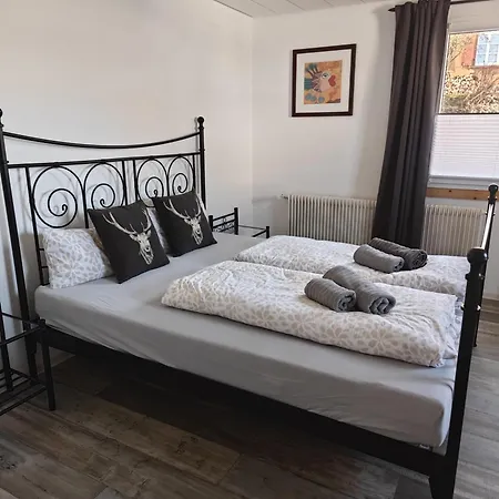 Апартаменты Schoene Schwarzwald Auszeit *